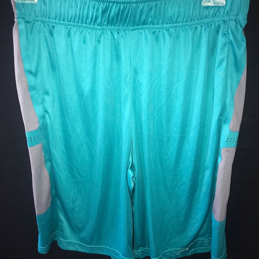 Tek gear basketball shorts
